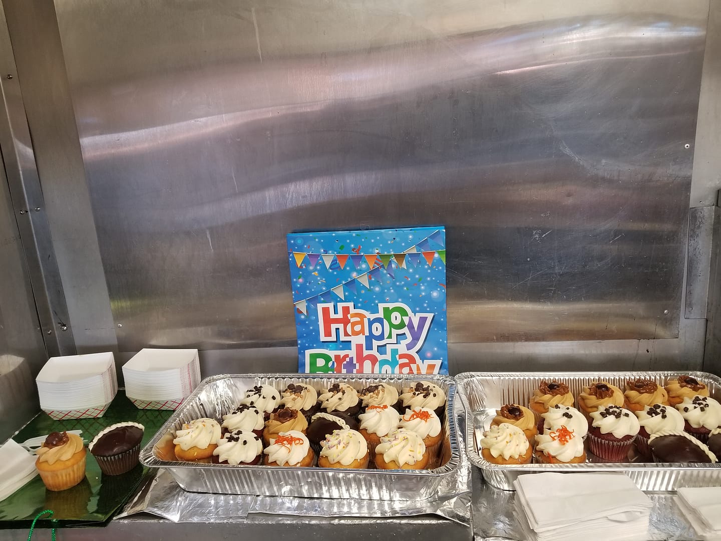 Desert Stop Food Truck Catering - Long Island University Open House College cupcakes 3