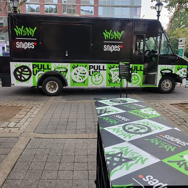 buger truck campain -graphics printed on wrapped vinyl buger truck campain -graphics printed on wrapped vinyl